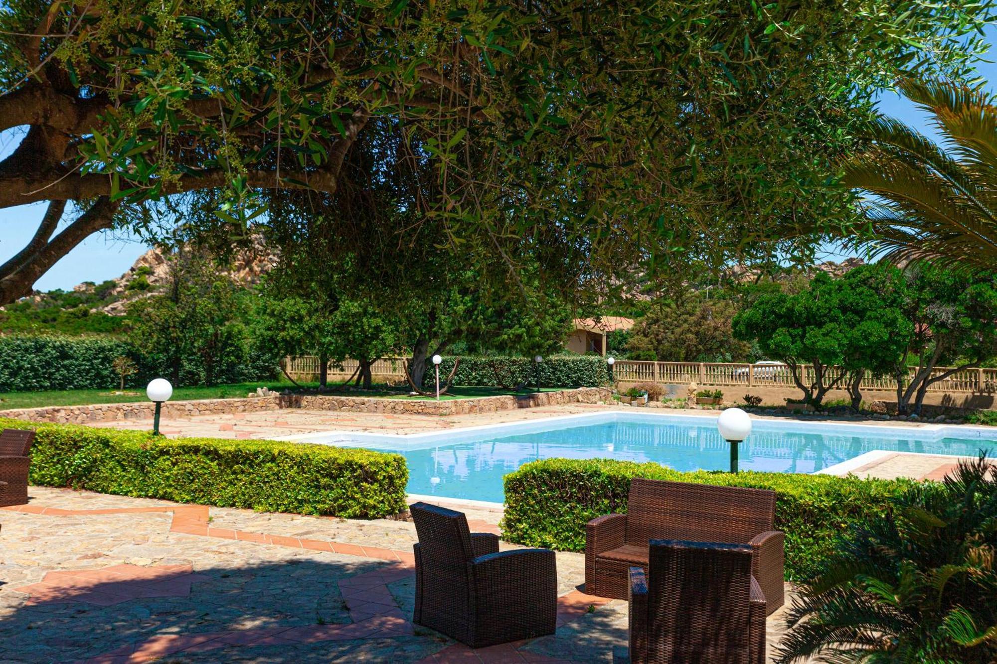 Gravina Resort & Apartments Costa Paradiso Buitenkant foto