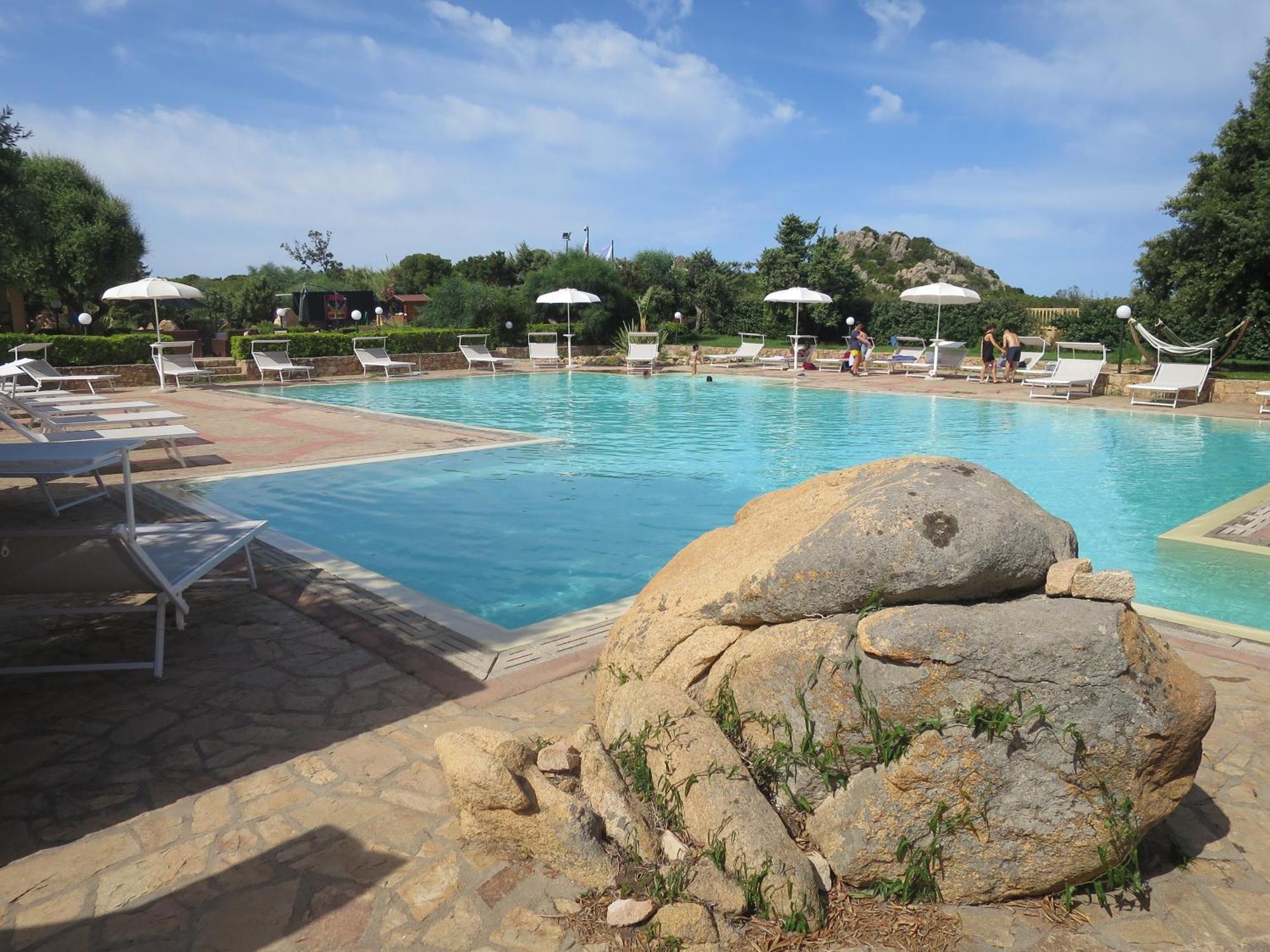 Gravina Resort & Apartments Costa Paradiso Buitenkant foto