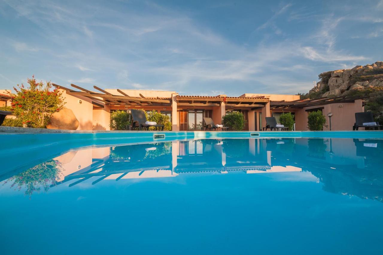 Gravina Resort & Apartments Costa Paradiso Buitenkant foto
